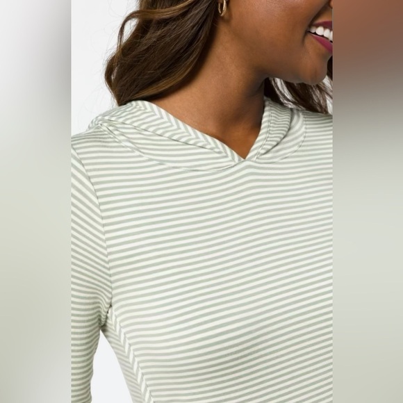 🚨 Market & Spruce Women’s Milania French Terry Curved Hoodie from Stitch Fix. - Picture 2 of 14